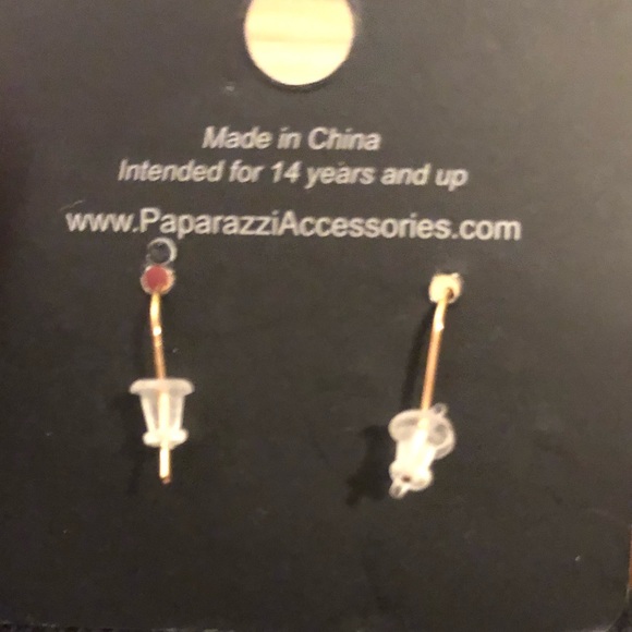 🐝2 for $8 mix and match 💍 Paparazzi earrings - Picture 3 of 3